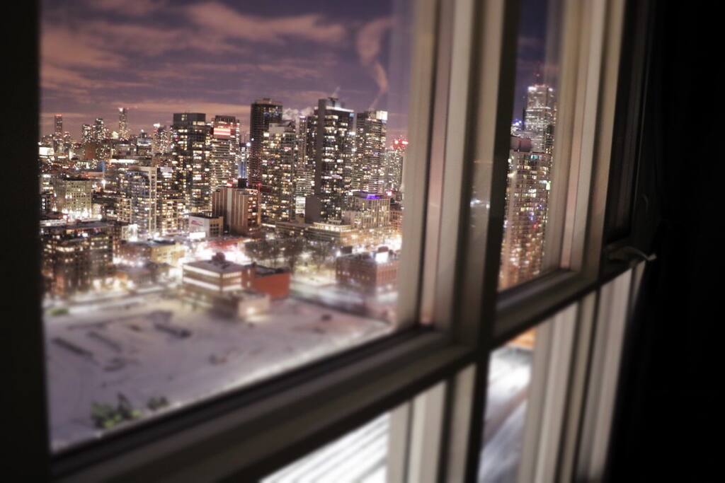 City view from the corner chair