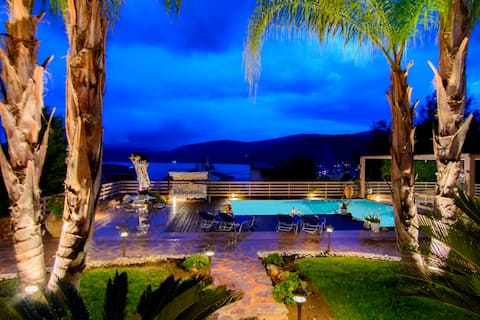 Villa Maira Luxurious with a private swimming pool