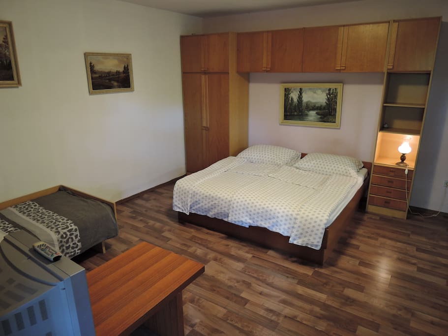 Triple room with double bed and single bed