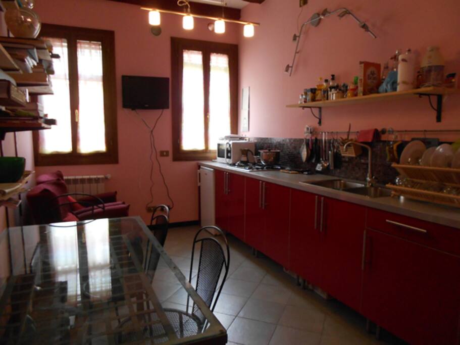 cucina in condivisione