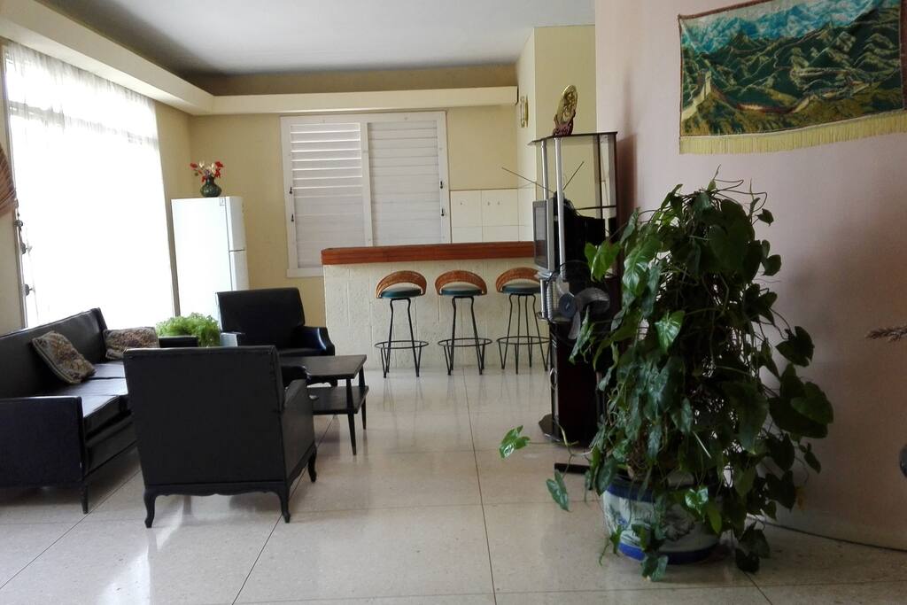 Sala y pantry