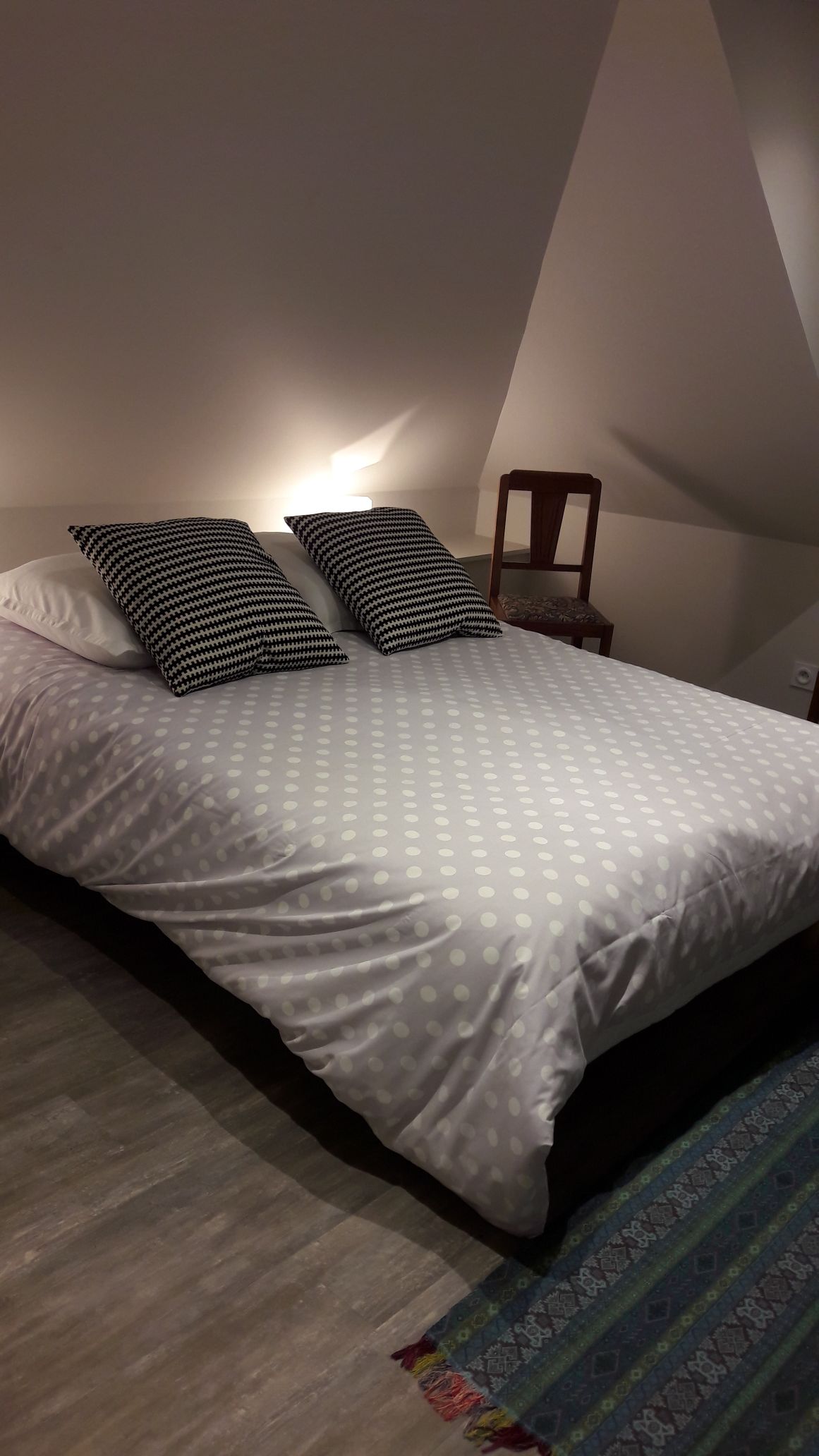 Chambre 2 :
Lit double