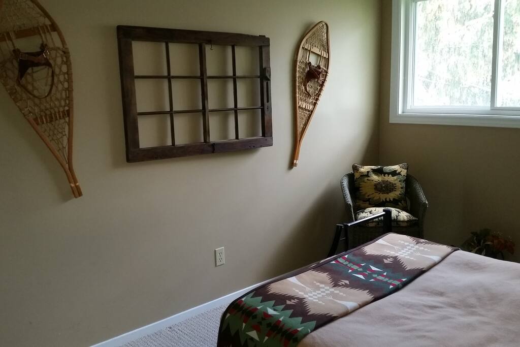 Overlooking the garden, private backyard, blackout blinds for a great nights sleep