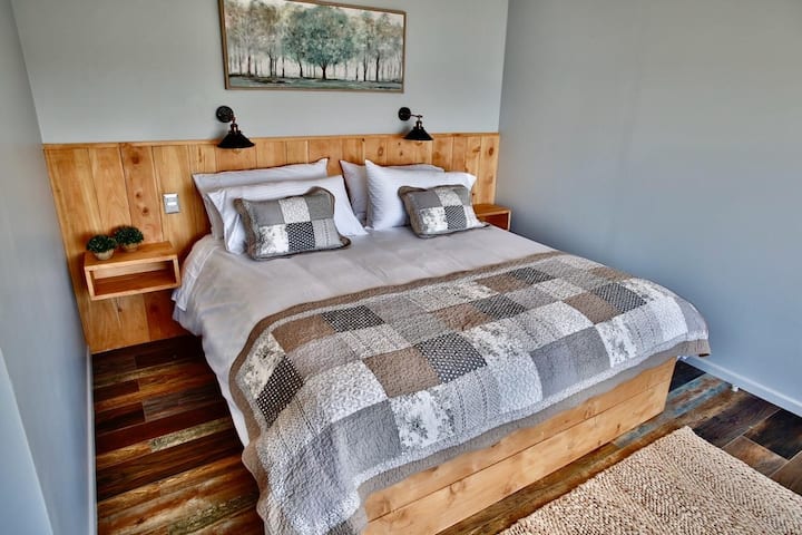 غرفة النوم الرئيسية