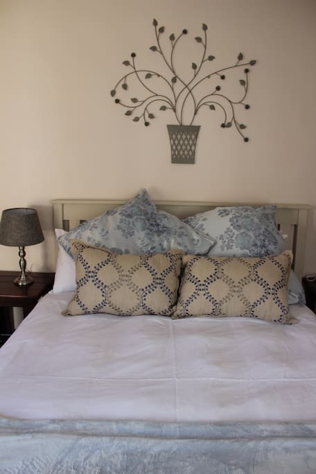 Double Bed