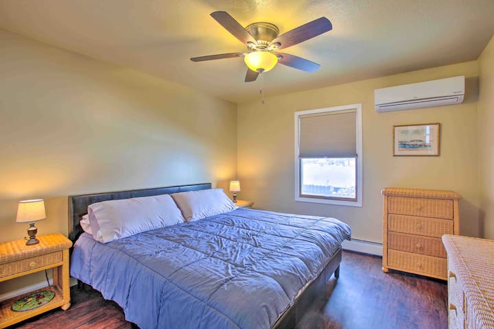 غرفة نوم 3
طابق رئيسي ، سرير كينج ، تتسع لنوم شخصين