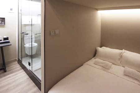 Private Double Lower cabin near Jalan Besar MRT