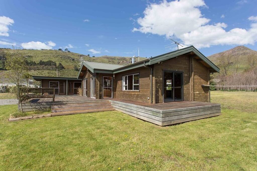 Predominantly north facing property.