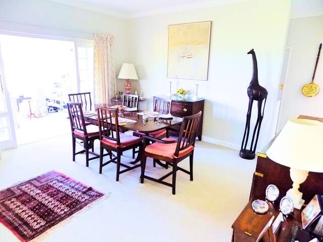 “Vrede” ( Means Total Peace) gallery image 4