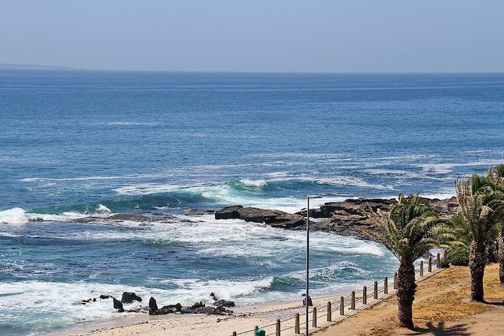 Studio On Beach Rd With Sea Views - Le Cap