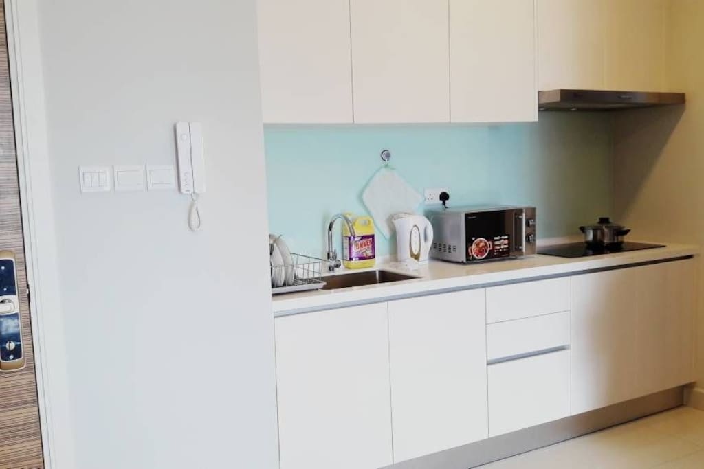 Dry Kitchen