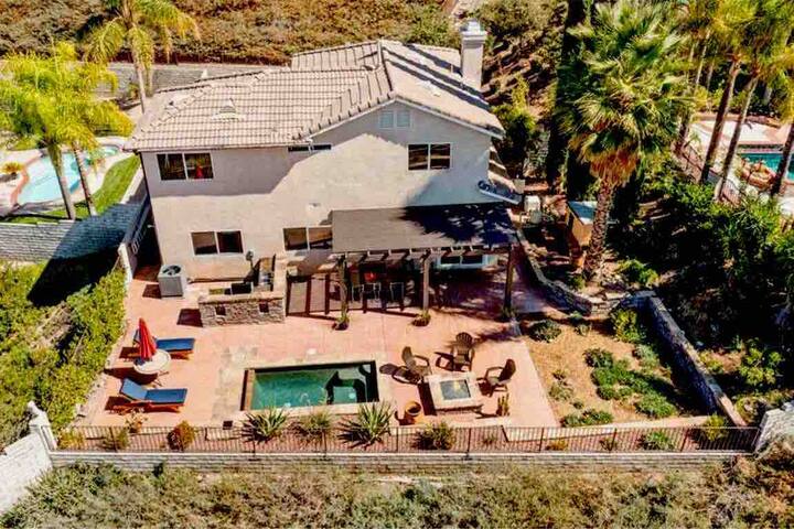 Your Favorite Private Get-Away Vocational Home!