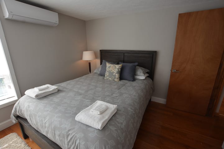 غرفة النوم الرئيسية