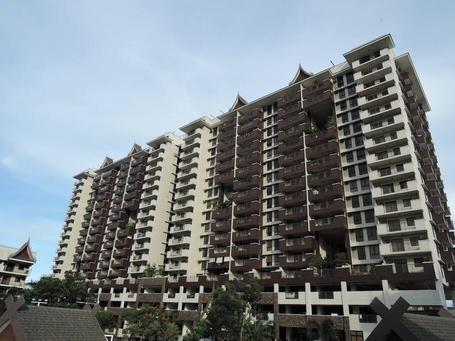 Building Facade