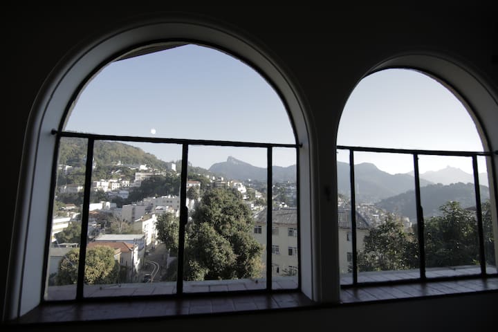 Apartment in Santa Teresa with superb view!