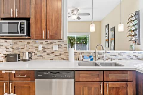 JANE'S HOME (CO) | 3b2.5b Home Quiet Neighborhood