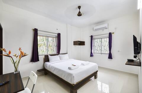 15 bedroom hotel Nandi hills road in rural green