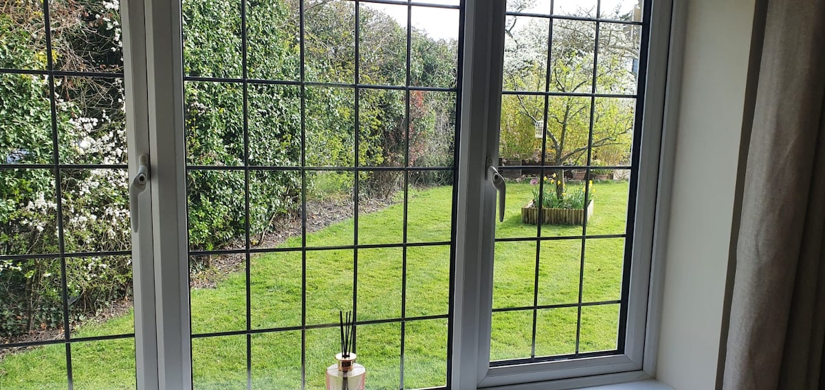 Top Airbnb: Self-contained, peaceful suite, close to beach à Chestfield