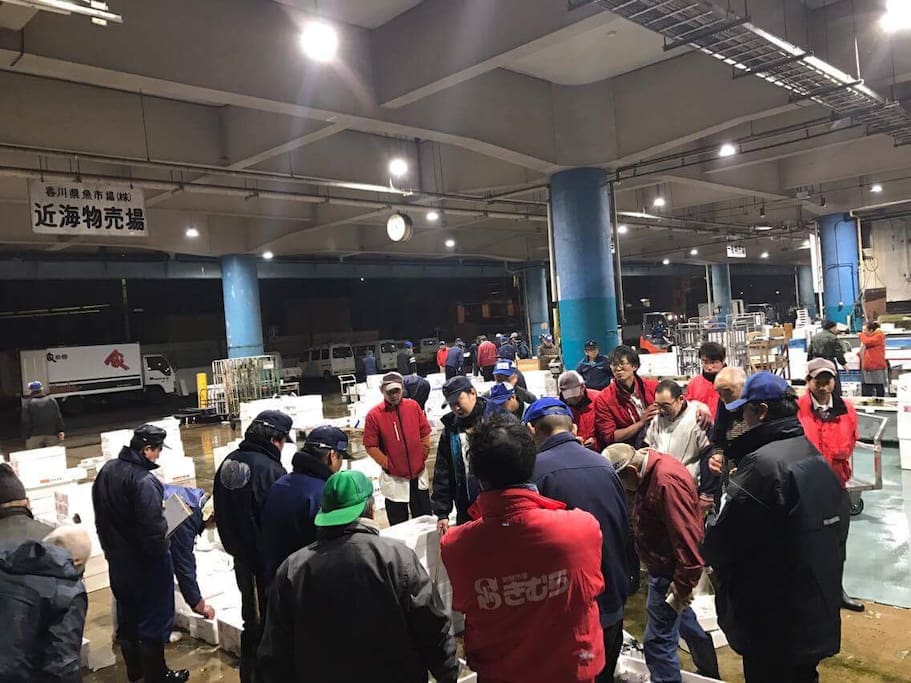 Auction market