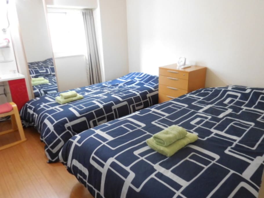 SW size bed and Single size bed.