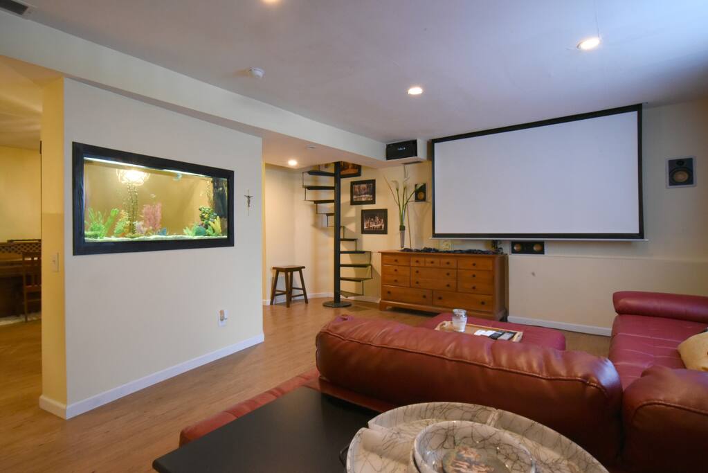 Movie theater system. Perfect for watching your Netflix. We do have a Chromecast for your device (we do not have cable).