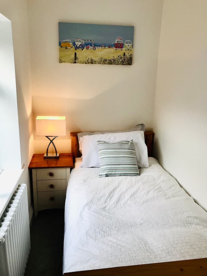 Jednolôžko na zadnej strane, 3. spálňa