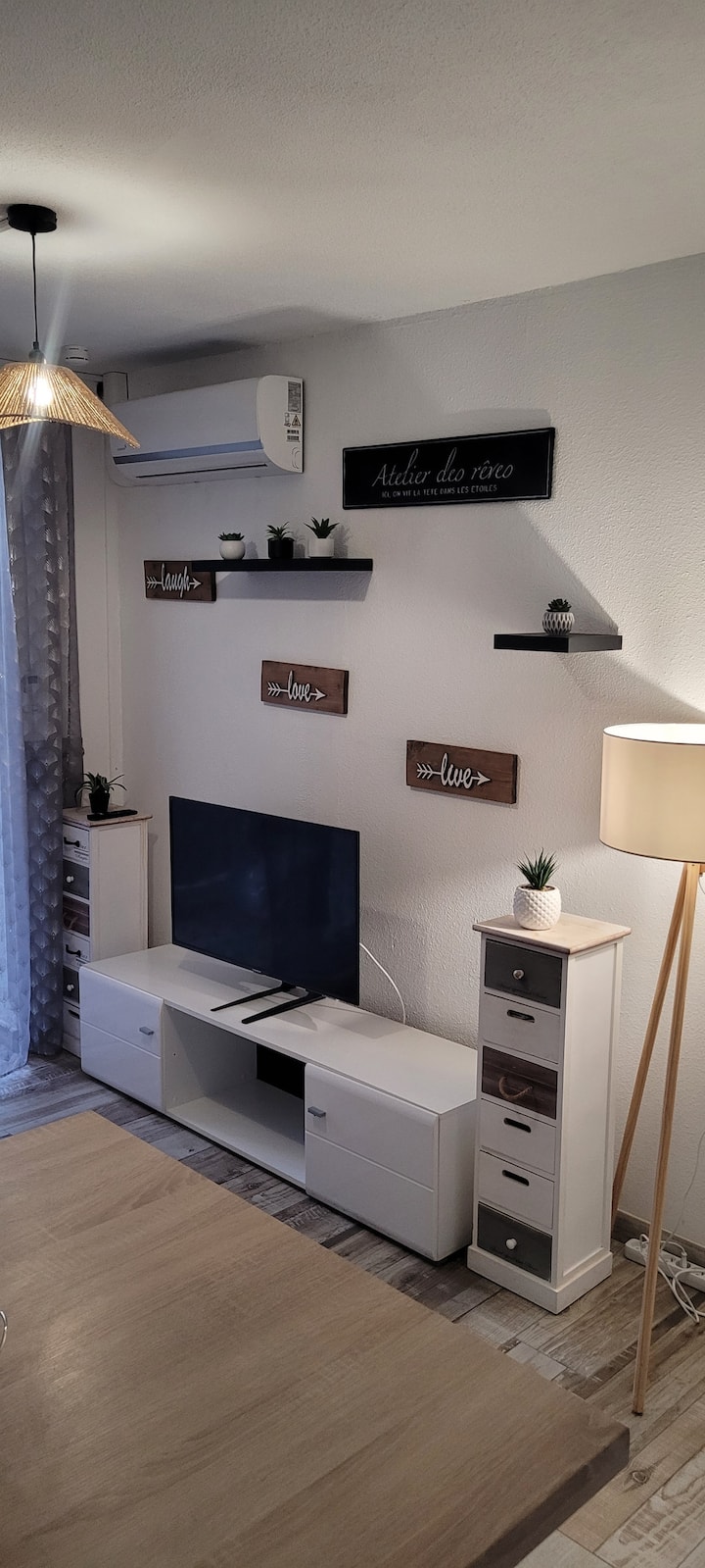 غرفة المعيشة