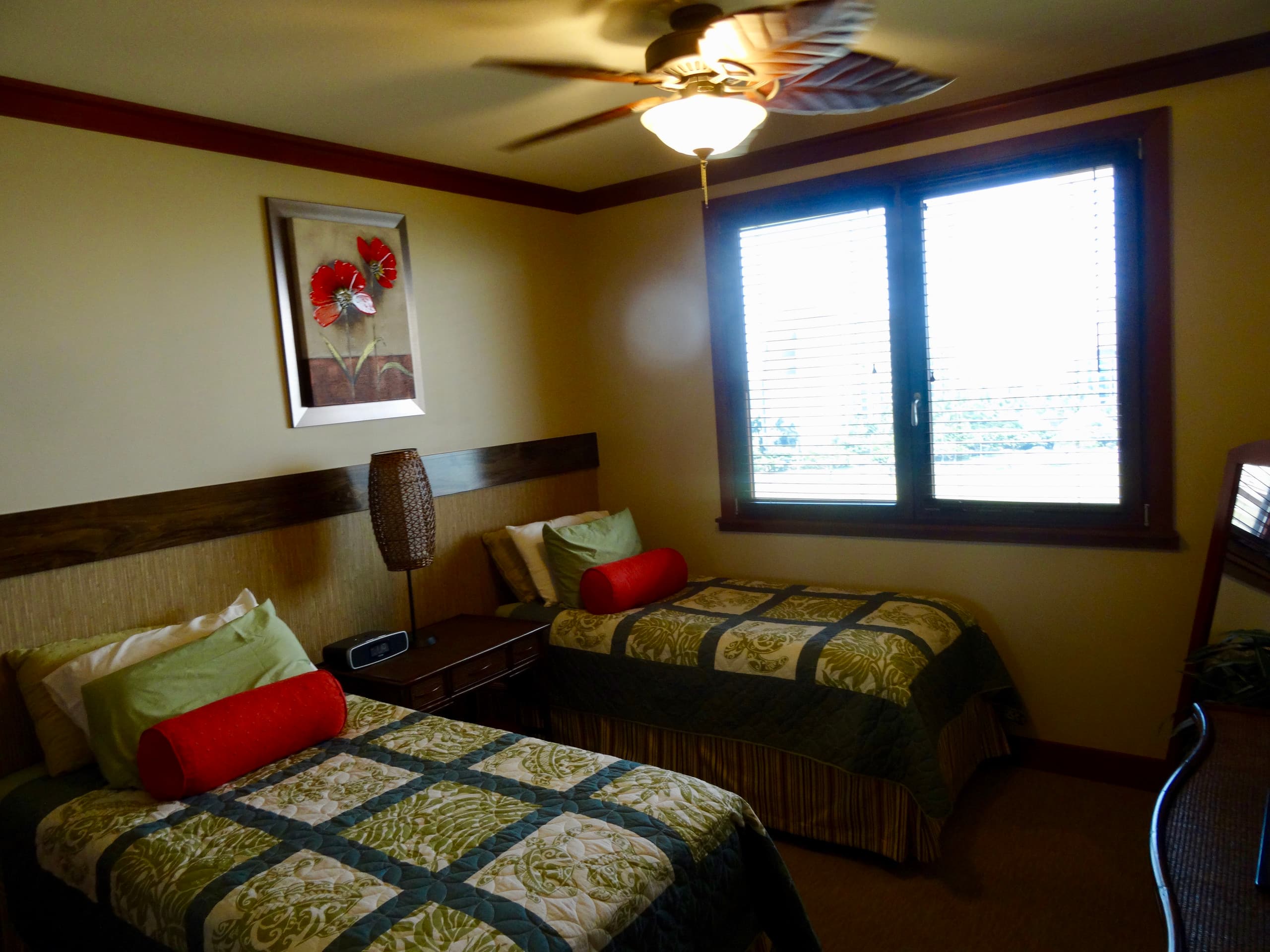 Condo in Kapolei · ★4.92 · 2 bedrooms · 5 beds · 2 private baths - Image 2