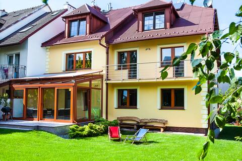 Orange Apartment in Wieliczka