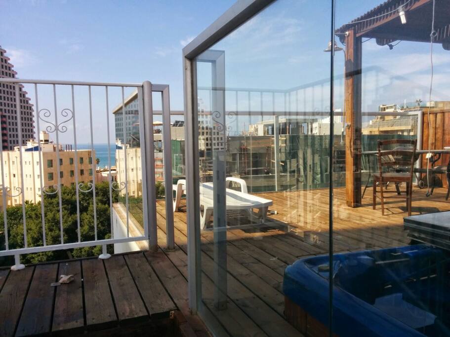 private roof