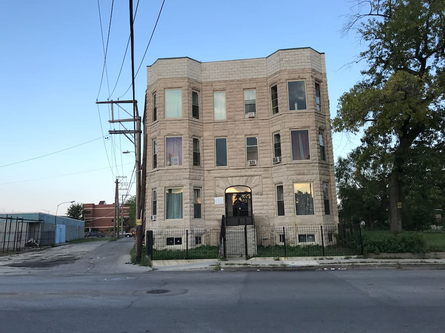 9 units building