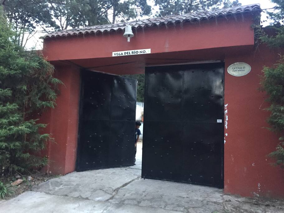 Portón de Entrada