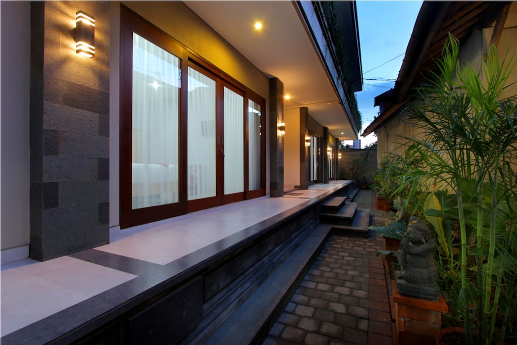enterence rooms