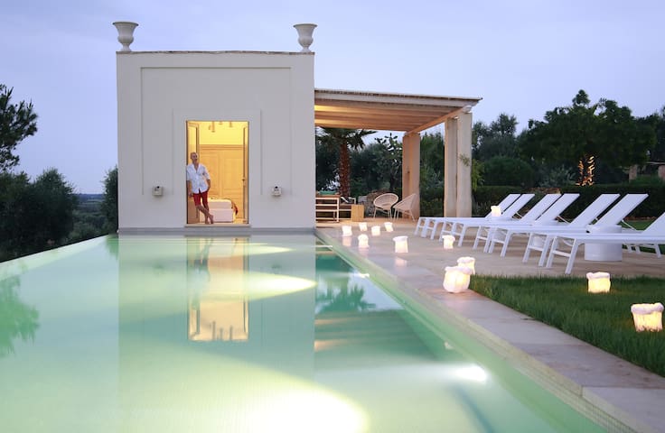Exclusive villa for 12 in the heart of Puglia gallery image 2