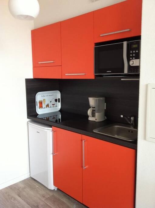 Make a quick meal in the kitchenette.