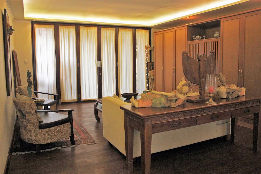 Guest Living Room