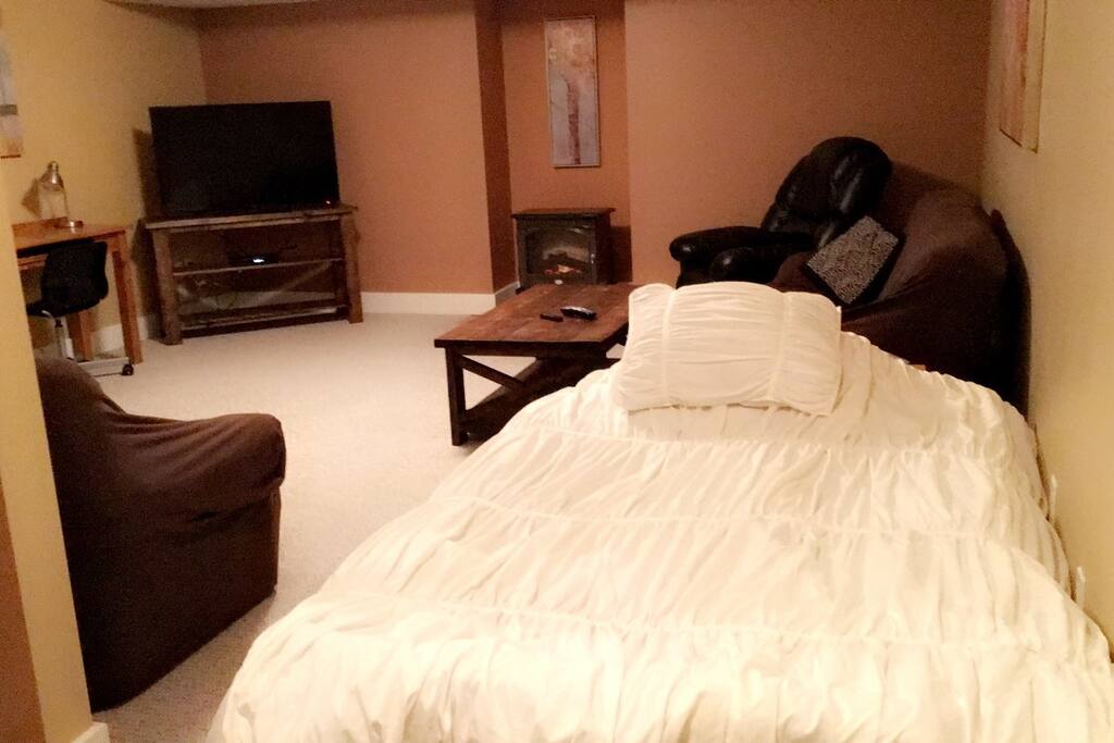 3rd bed set up in living room