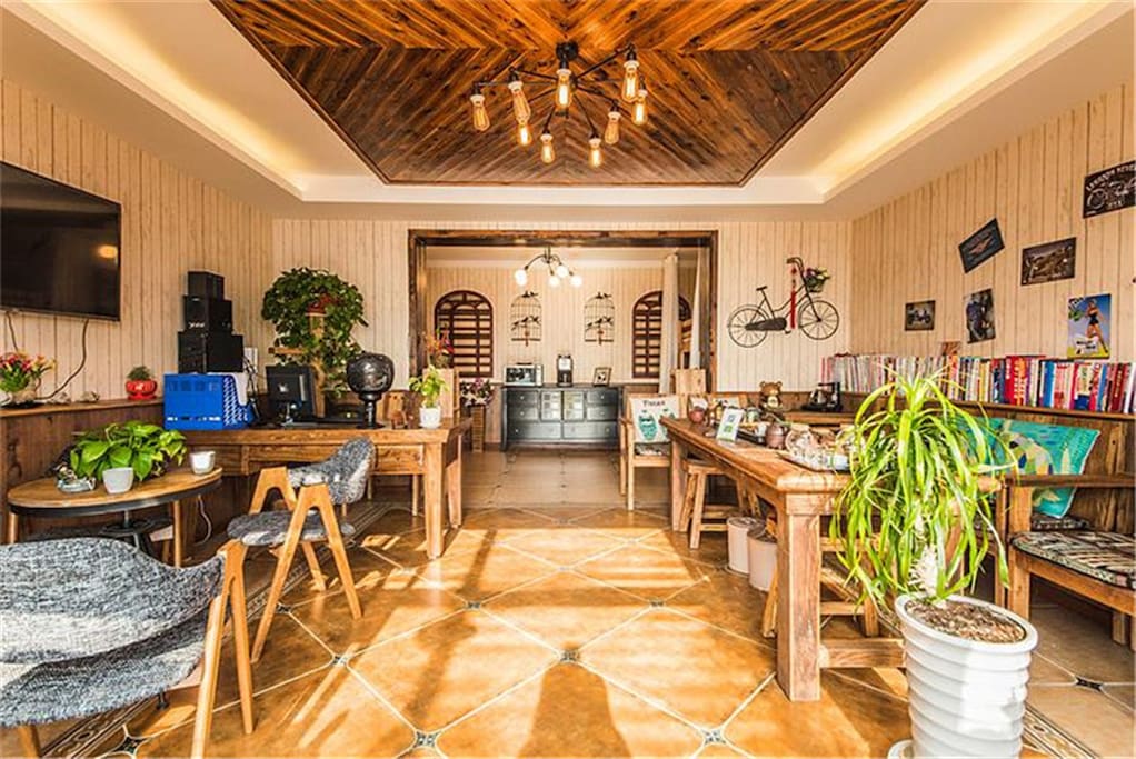 客厅(配有咖啡,咖啡机,茶具,茶叶及免费饮品)