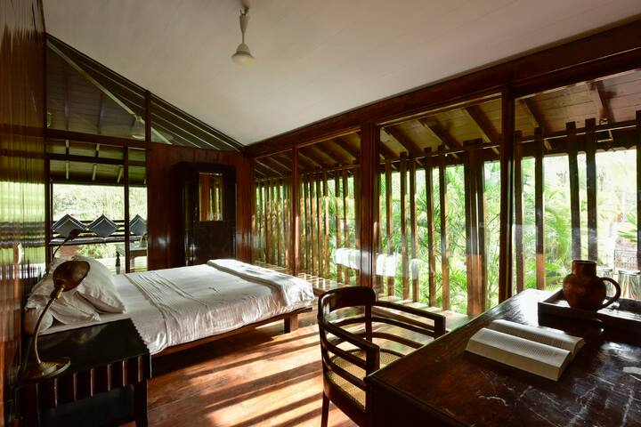 Bedroom Treehouse