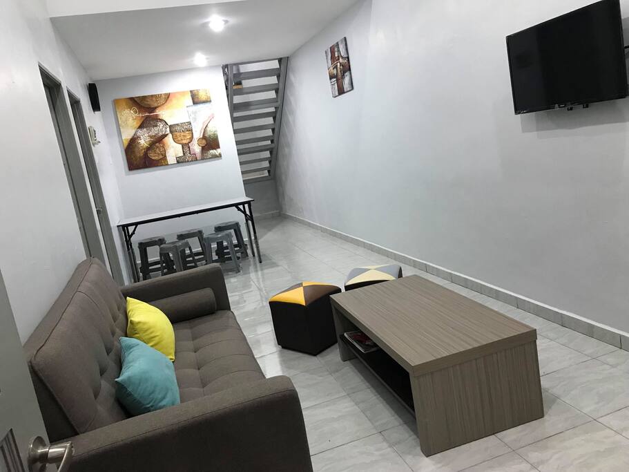 Living Room Fullview