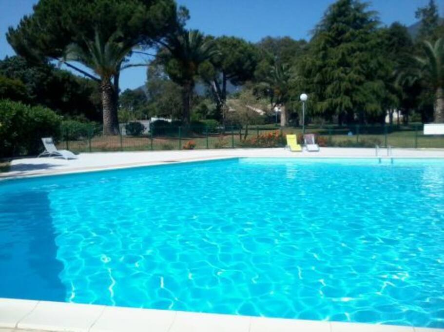 Piscine de la résidence