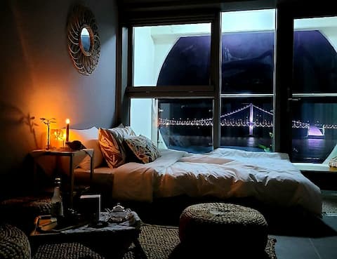 "B"RELAX#신축오픈특가#광안리해변1초#감성숙소#살균방역#테라스피크닉바구니대여