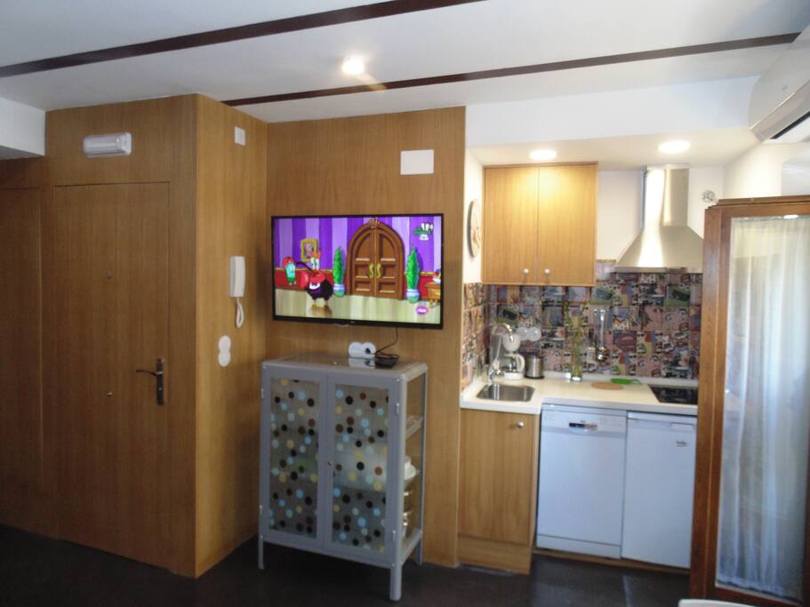TV 43" , COCINA