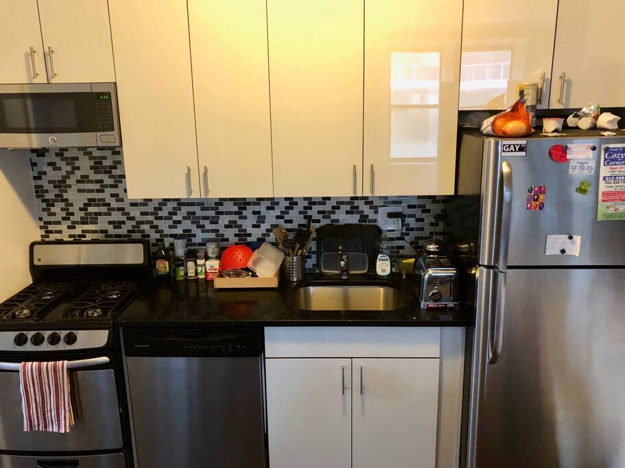 Kitchen: Equipped with new stainless steal appliances (ie. stove, dishwasher, refrigerator and microwave).