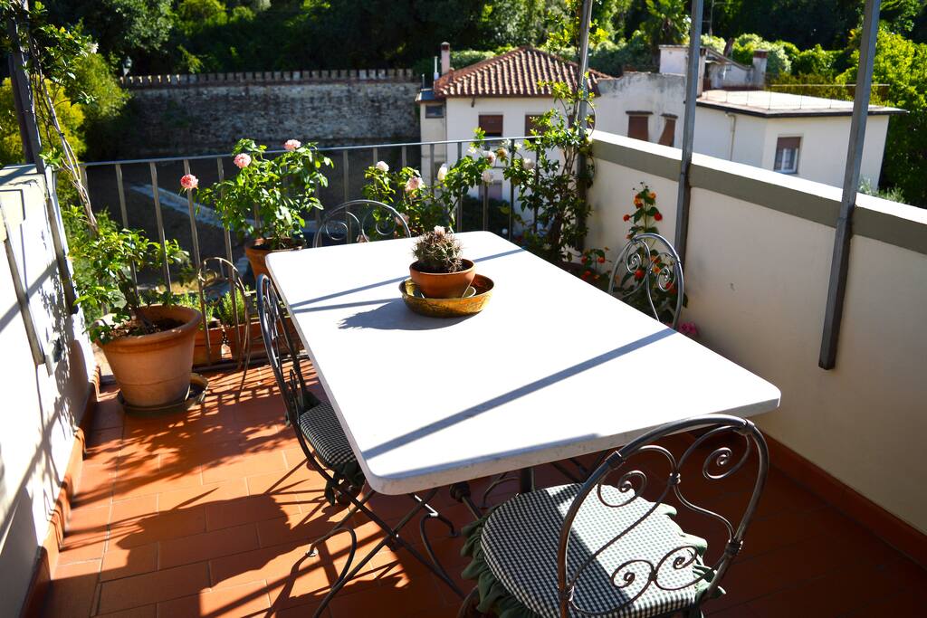Table of the terrace