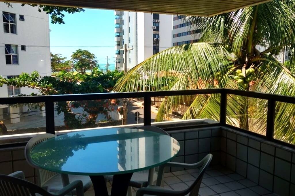 Varanda com vista para o mar