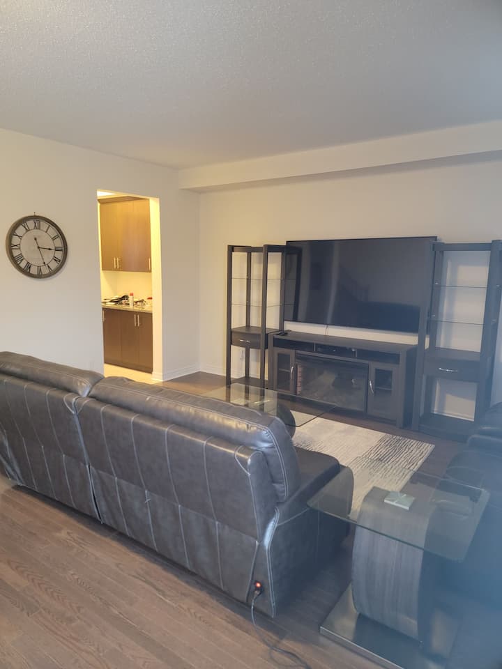 Oakville Vacation Rentals & Homes Ontario, Canada Airbnb