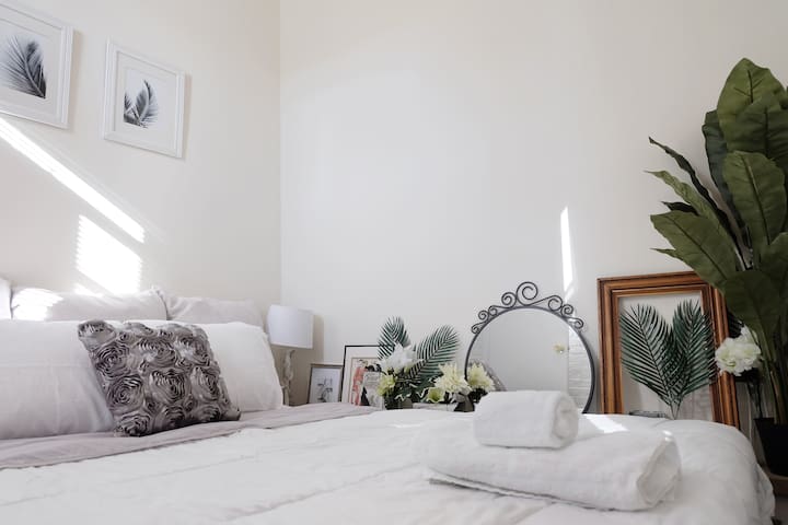 Tropical Room in Brooklyn Heights