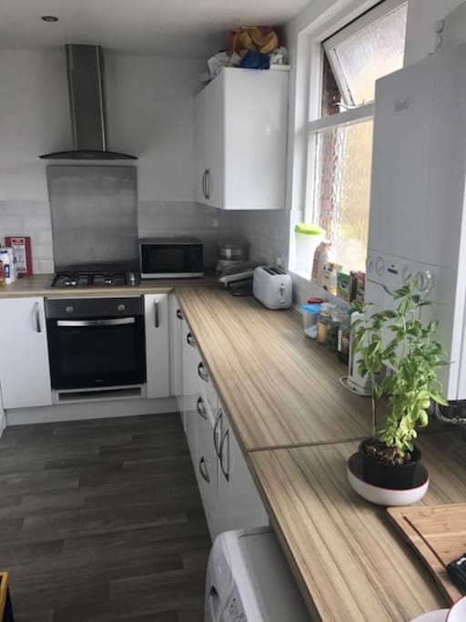 New kitchen with all dishwasher, gas hob, large fridge freezer and all modern appliances