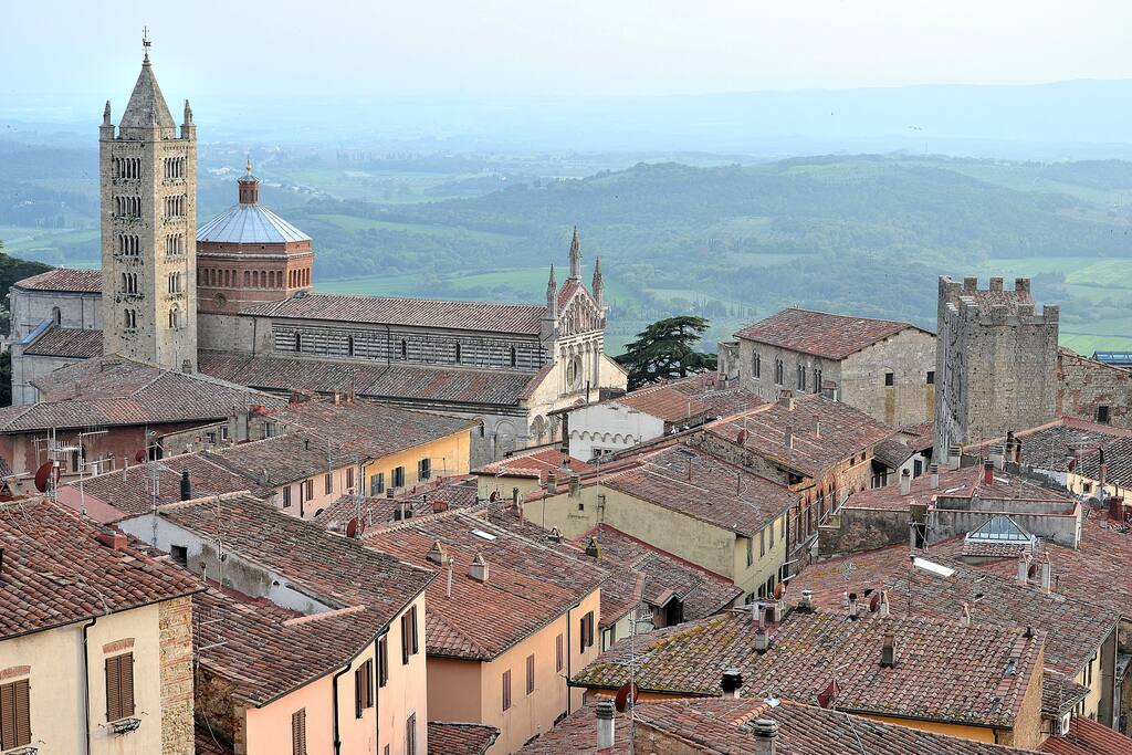 Amazing heart of Massa Marittima where the apartment is located! The village is just 20 minutes driving from amazing beaches!